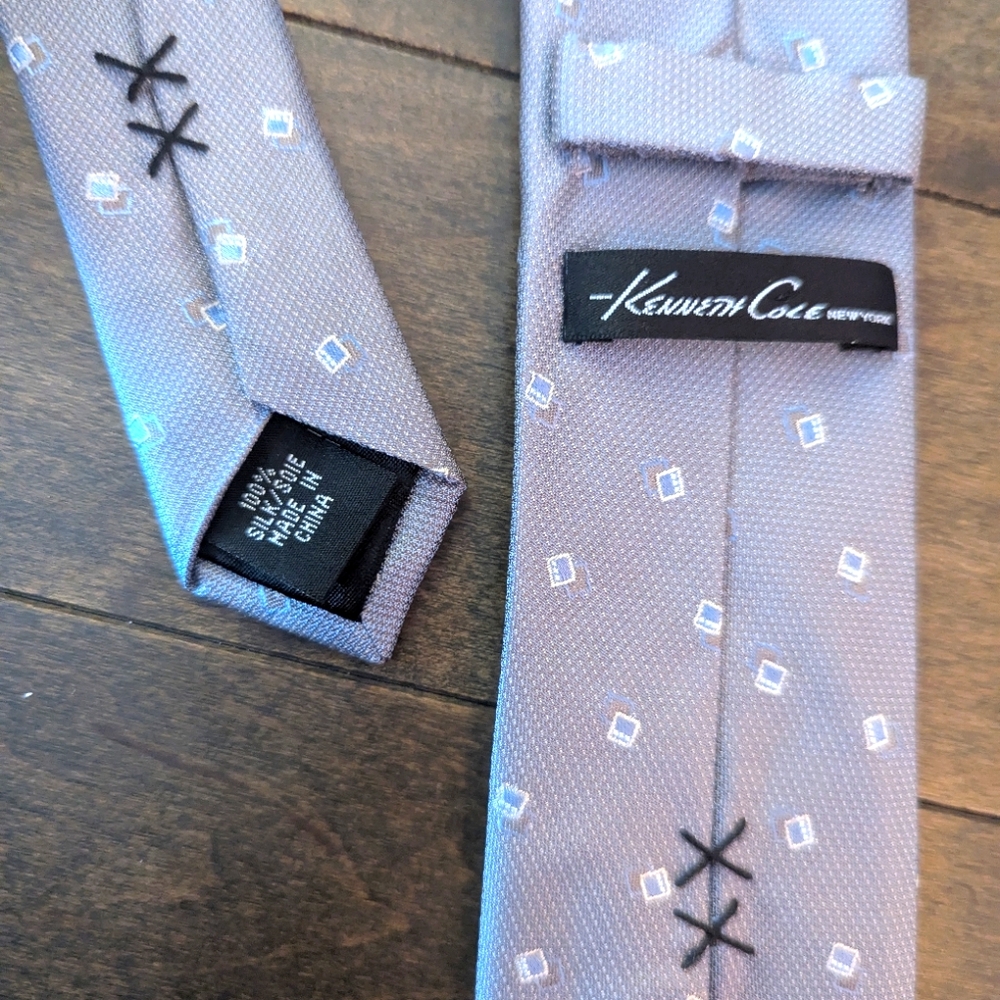 Kenneth Cole silk tie